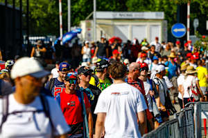 Viele Hardcore-Fans bangen um die MotoGP