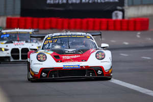 Alexander Tauscher steuert am Nürburgring den razoon Porsche