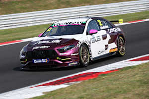 Die Plato Racing Mercedes-AMG A35 sind Hingucker in der BTCC