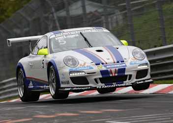 Van Lagen fliegt zur Pole