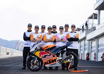 Das sind die acht glücklichen Talente, die 2026 im Red Bull MotoGP Rookies Cup fahren werden