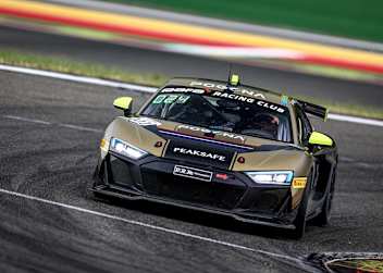 Gael Castelli verlor bei der GT4 European Series in Spa die Nerven und löste in der Auslaufrunde eine Kollision aus. Zudem sprach er gegen seinen Konkurrenten Michael Schrey eine Morddrohung aus