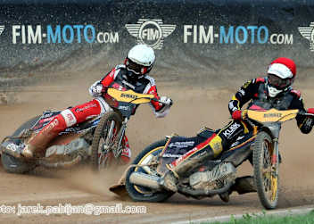 Norick Blödorn (rot) gegen Jesper Knudsen