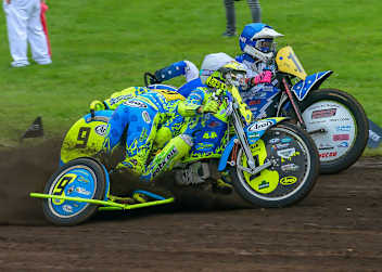 Kampf um Platz 1: Detz/Portijk (innen) und Godden/Smith