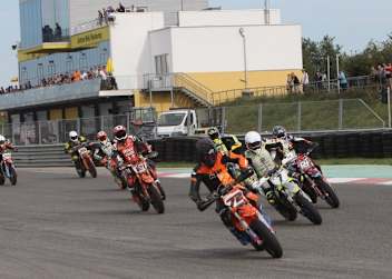 Lukas Höllbacher (72) vor Andreas Buschberger (7)