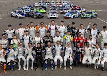 Großes Teilnehmerfeld im Porsche Sixt Carrera Cup Deutschland