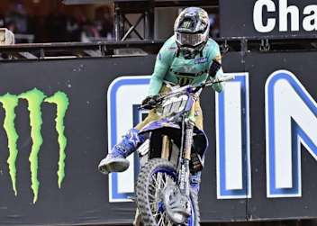 Cole Davies gewann das East/West Showdown Event von Philadelphia