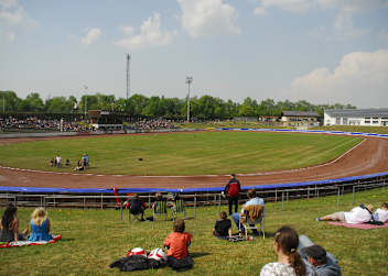 Im Rottalstadion in Pocking findest die Speedway-DM statt
