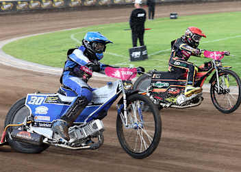 Leon Madsen (li.) hat nur ein Ziel: Zurück in den Grand Prix