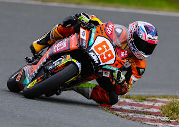 Oliver Svendsen (KTM) baute seine IDM-Führung weiter aus