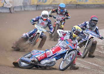 Ein Sinnbild: Dänemark fuhr vorne, Deutschland gurkte hinterher