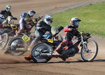 Nur die Technik konnte Lukas Fienhage (vorne) stoppen