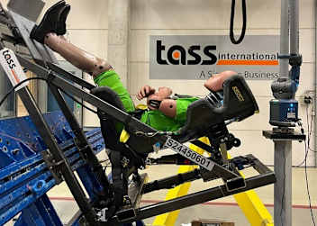 Neue Sitzaufpralldämpfung soll Fahrersicherheit bei schweren Unfällen in der Rallye-Raid-Weltmeisterschaft um 50 Prozent verbessern