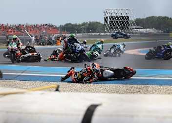 Massenunfall auf dem Balaton Park Circuit