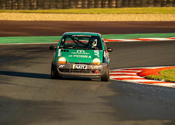 Der RauhRacing Renault Twingo beim Testrennen in Oschersleben