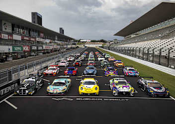 Die Intercontinental GT Challenge startet mit einem bunten Feld 2026