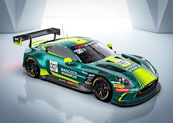 Comtoyou Racing greift mit drei Aston Martin in der GT World Challenge an