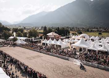 Riesensause: Mehr als 40.000 Besucher kamen zu den BMW Motorrad Days