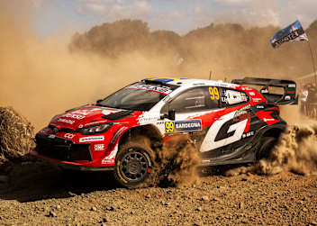 Toyota-Pilot Oliver Solberg führt vor dem Finaltag