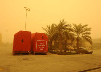 Auch das kann passieren in Bahrain - Sandsturm. Dann geht gar nichts mehr