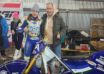 Viktor Bogdanov und der deutsche Kupplungsspezialist Holger Lund