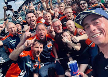 Erster Sieg für KTM-Ass Pedro Acosta in Buriram