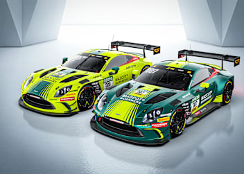 Comtoyou Racing mit zwei Aston Martin in der DTM