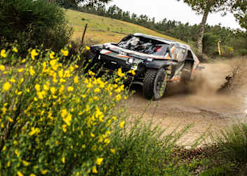 Dacia-Sandriders-Team Sebastien Loeb/Edouard Boulanger übernimmt Führung