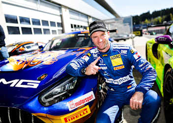 Maro Engel siegt und ist neuer Tabellenführer