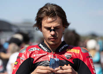 Kommt Nicolo Bulega 2027 in die MotoGP?