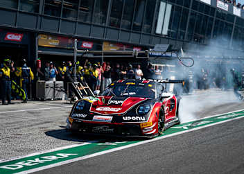 Bastian Buus im Land Porsche