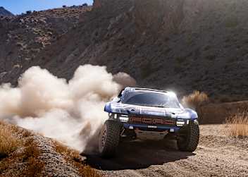 Ford Raptor-Pilot Carlos Sainz gewann die vierte Etappe