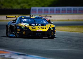 Christian Engelhart steuert auf dem Nürburgring den zweiten Grasser Lambo