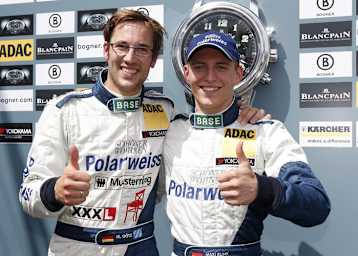 Götz und Buhk siegen auf dem Nürburgring