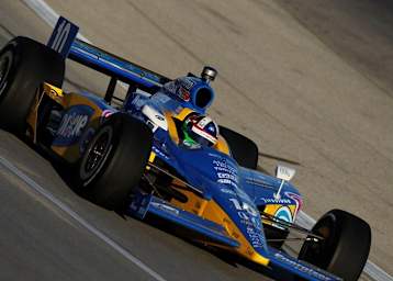 Zur Abwechslung in Blau: Dario Franchitti macht weiter Boden gut