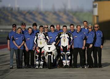 Die komplette Mannschaft