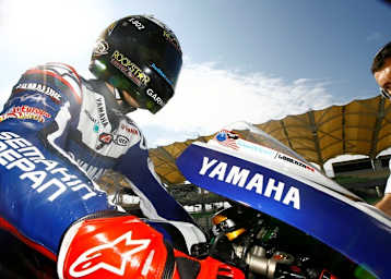 Jorge Lorenzo macht sich bereit für den Test