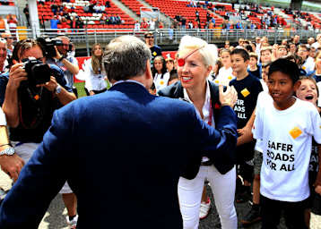 Maria de Villota beim Spanien-GP: Seit ihrem Unfall setzt sich die Frischvermählte für mehr Sicherheit auf öffentlichen Strassen ein