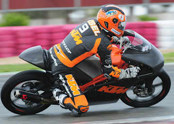 Stefan Nebel: Ungewohnte Maschine