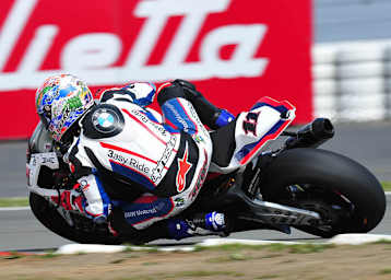 Troy Corser: Erst Bestzeit, dann Sturz