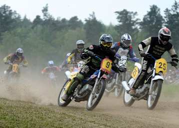 Kurz vor dem Unfall: Vincent Kinchin mit Nummer 9