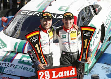 Champions des ADAC GT Masters: Christopher Mies (li.) und Connor de Phillippi