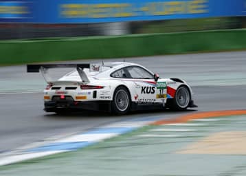 Zeigte der Konkurrenz nur sein Heck: Der Porsche 911 GT3 R vom Team75 Bernhard