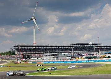 Der Lausitzring bietet immer eine beeindruckende Kulisse