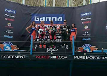 Das Supersport-Podium in Assen mit IDM-Beteiligung
