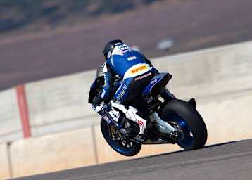 Max Neukirchner mit der neuen Yamaha R1M