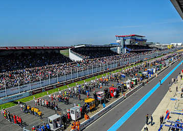 Das 24-Stunden-Rennen in Le Mans lockte wieder Massen an