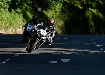 Ian Hutchinson: Sentimentaler Sieger im Supersport-Rennen