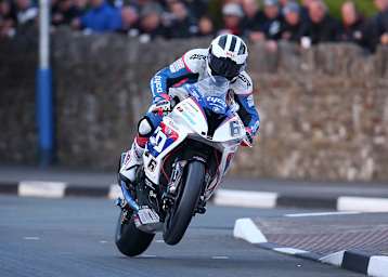 William Dunlop auf der Tyco BMW gehört der Vergangenheit an