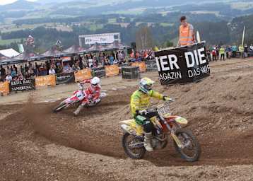 Martin Michek vor Günter Schmidinger